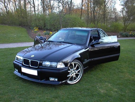 BMW 318iS