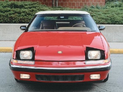 Buick Reatta: 11 фото