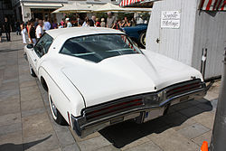 Buick Riviera: 3 фото