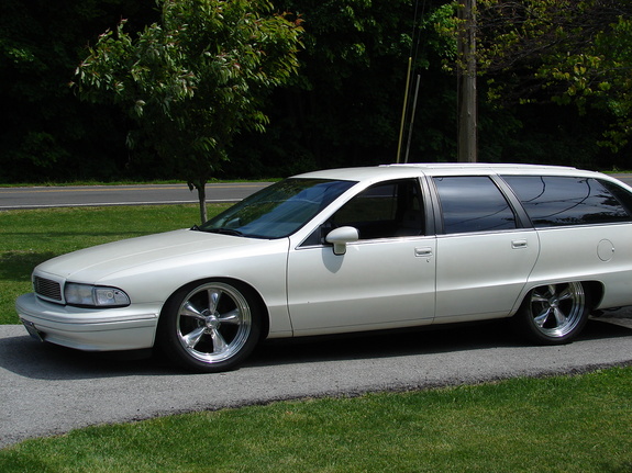 Chevrolet Caprice Wagon: 8 фото