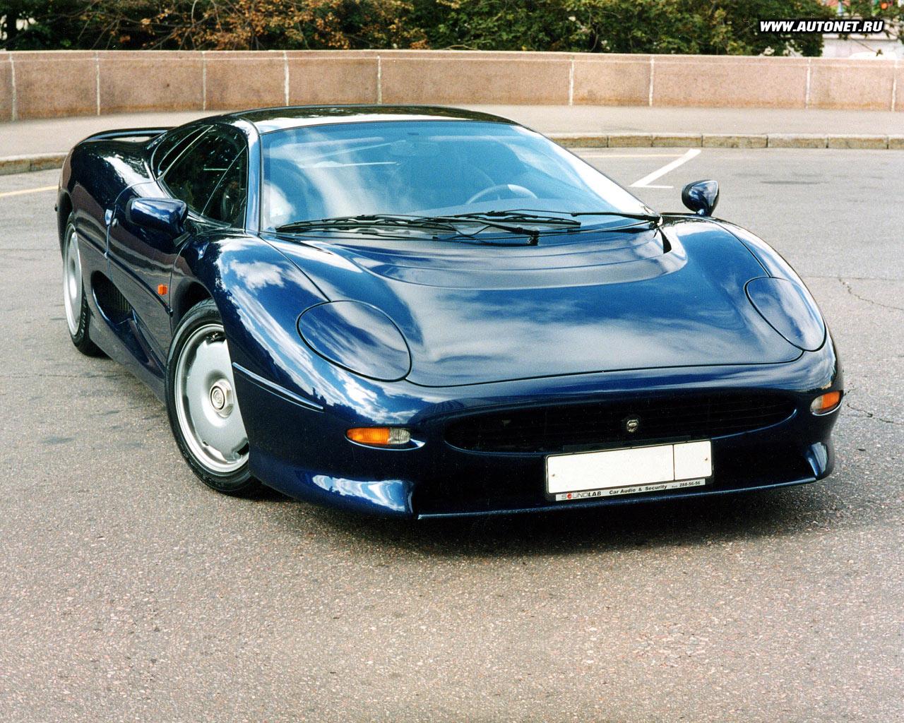 Jaguar XJ220: 12 фото