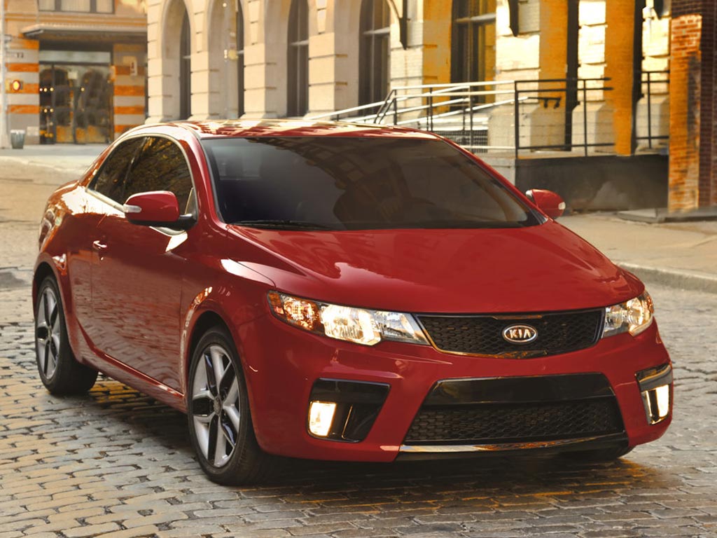 Kia Cerato Koup: 4 фото