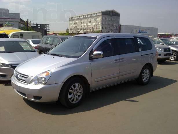 Kia Grand Carnival: 9 фото