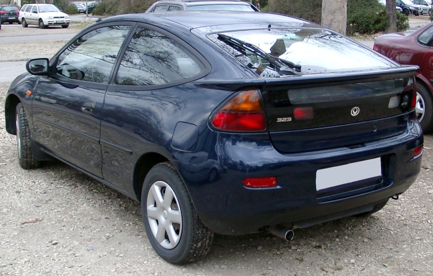 Mazda 323 C: 1 фото