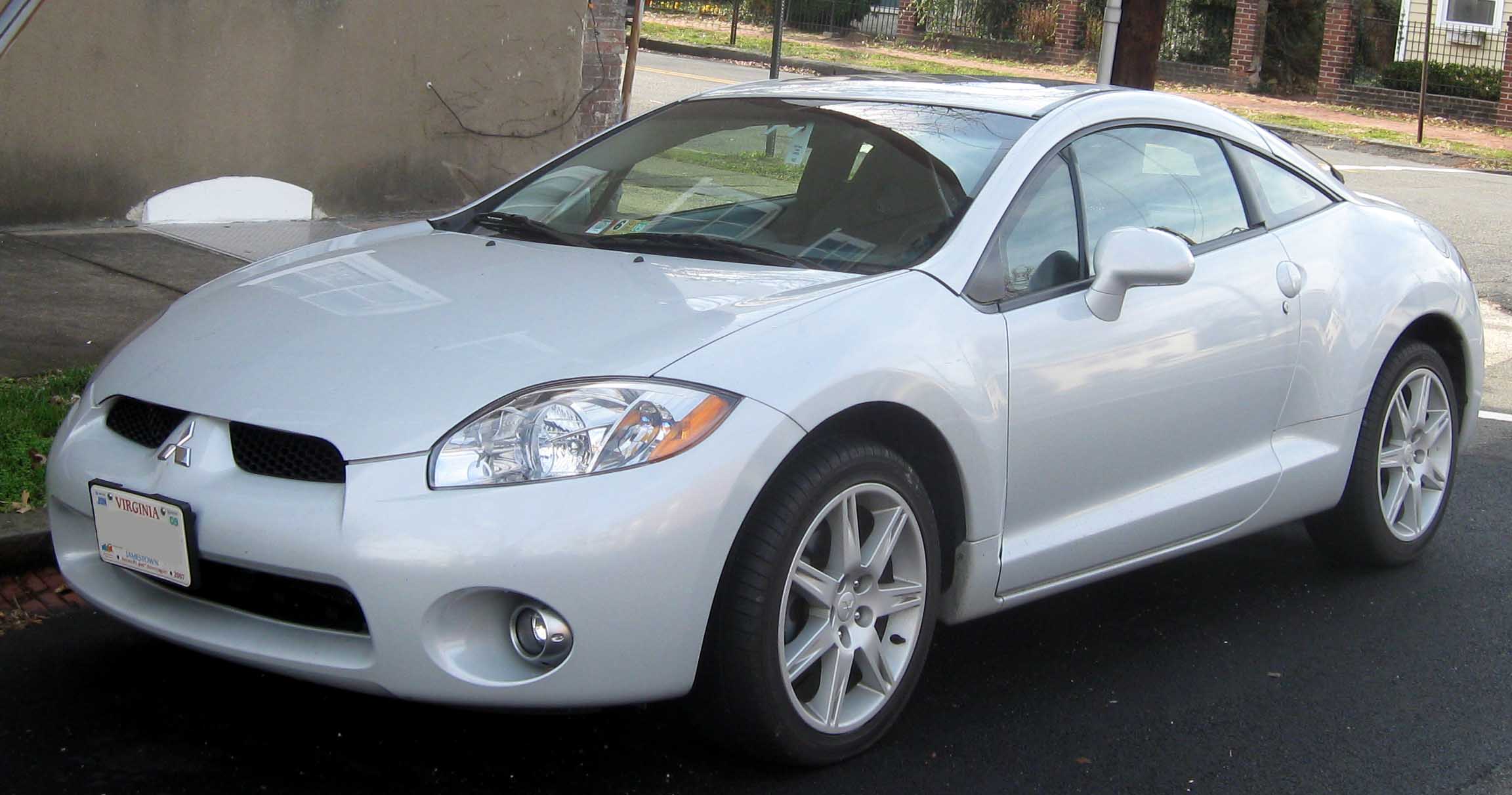 Mitsubishi Eclipse: 3 фото