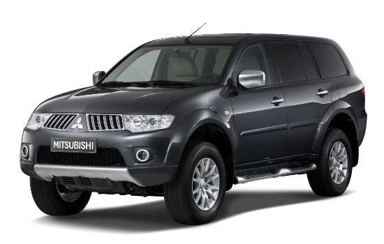 Mitsubishi Montero Sport: 3 фото