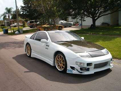 Nissan 300ZX: 8 фото