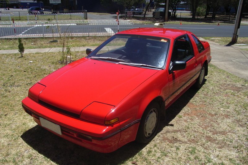 Nissan Exa: 4 фото