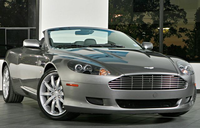 Aston Martin DB9 Volante: 2 фото