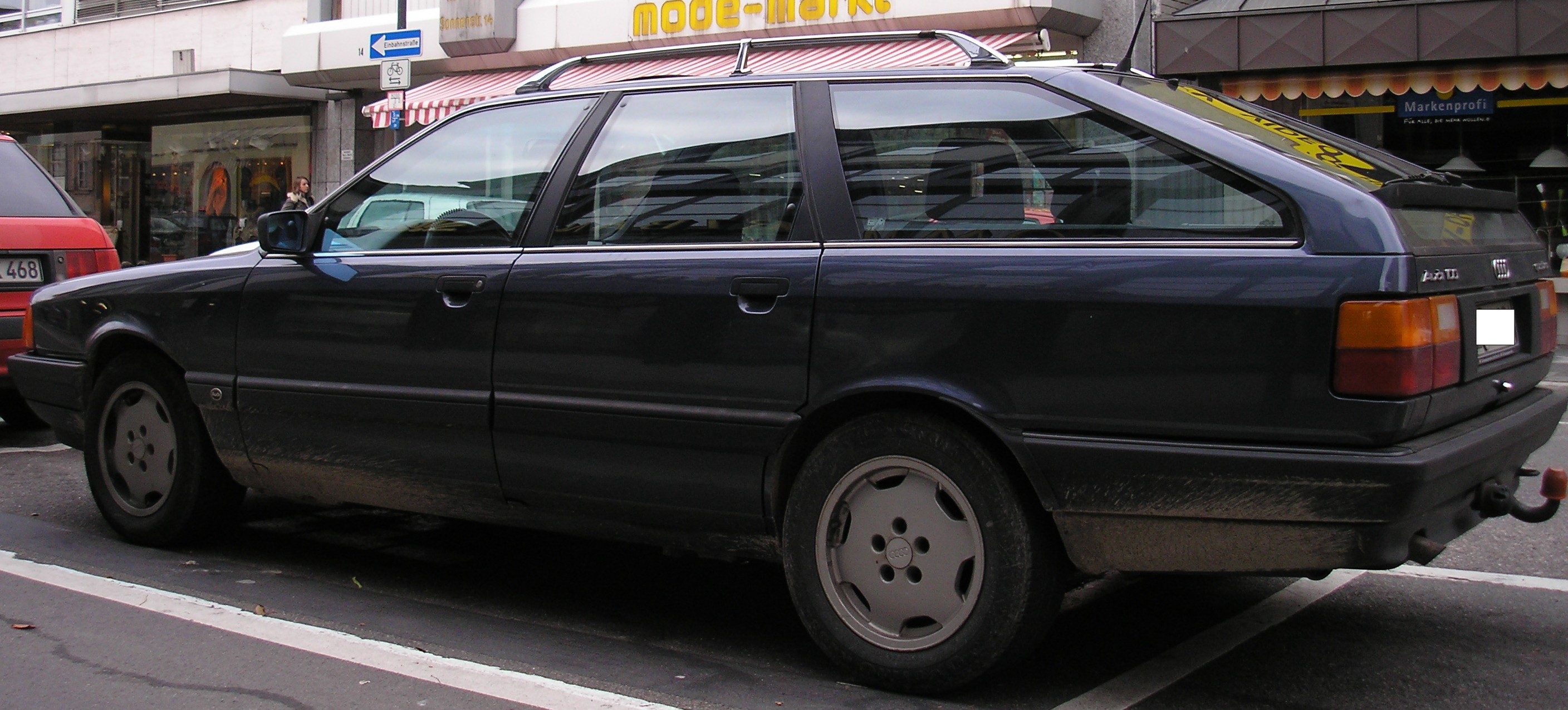 Audi 100 Avant: 3 фото