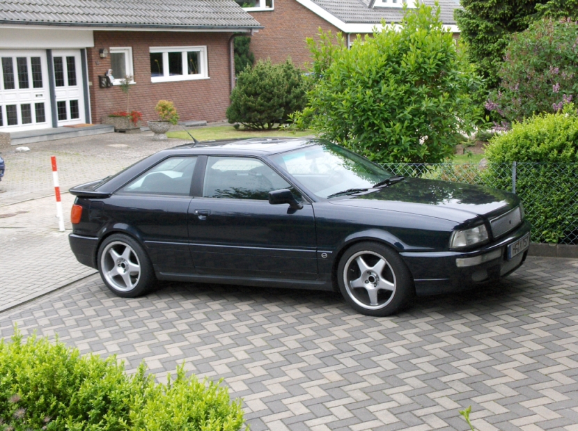 Audi Coupe: 4 фото