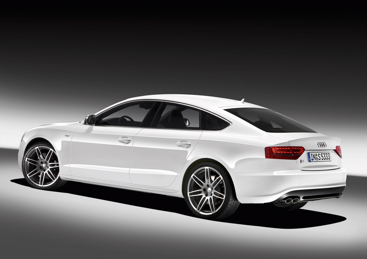 Audi S5 Sportback: 3 фото