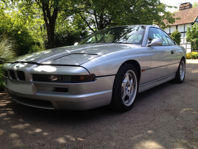 Характеристики BMW 850: 1 фото