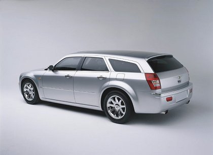 Chrysler 300C Touring: 8 фото