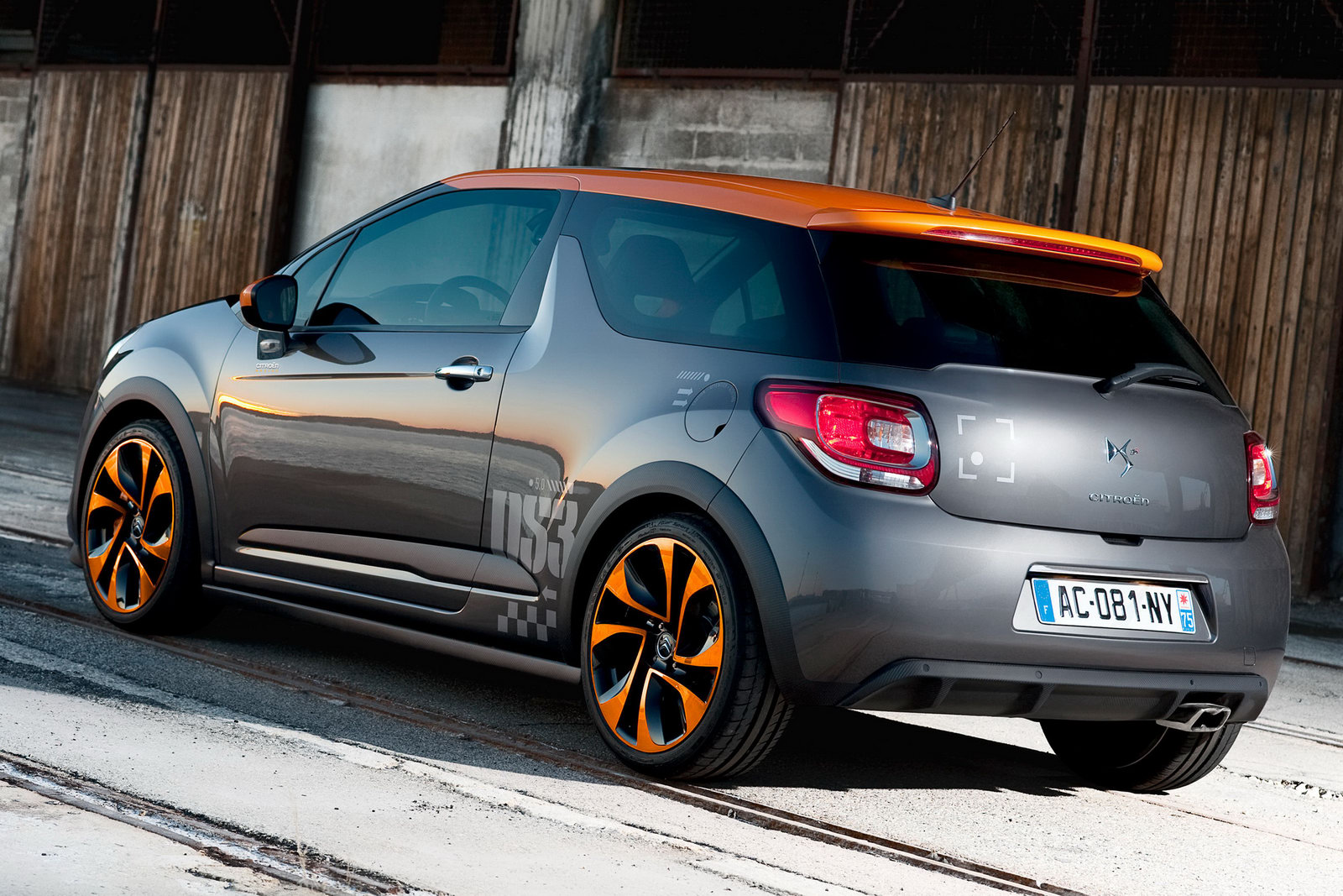 Citroen DS3 Racing: 6 фото