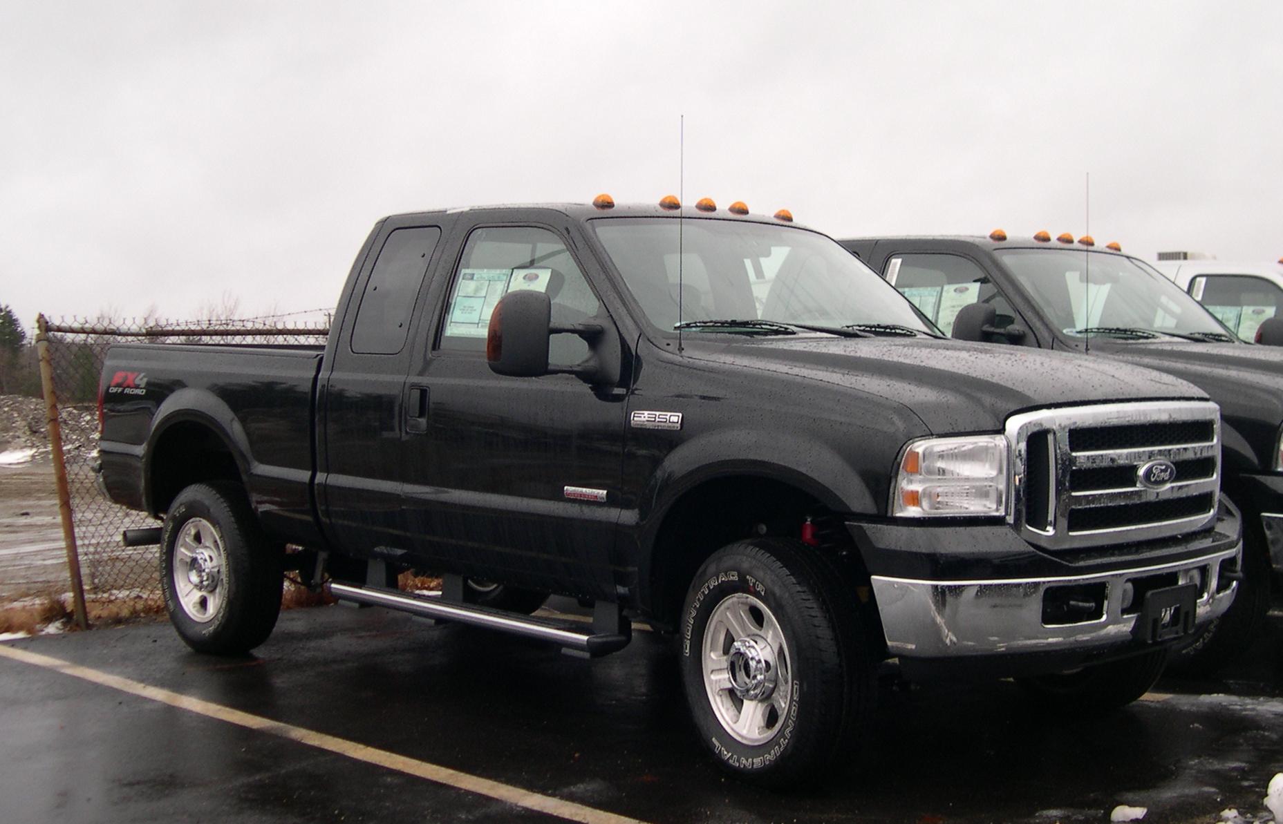 Ford F-350: 4 фото