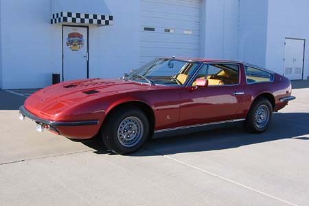 Maserati Indy: 9 фото