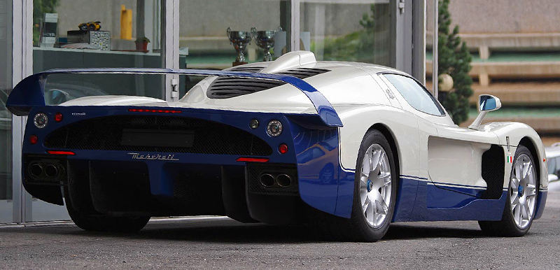 Maserati MC12: 9 фото