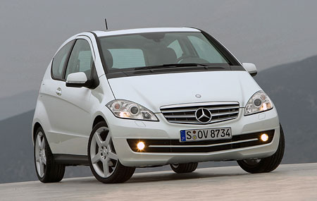 Mercedes-Benz A: 2 фото