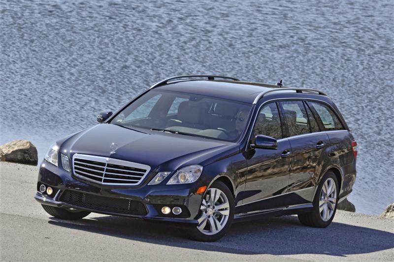 Mercedes E-class Wagon: 11 фото