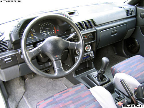 Mitsubishi Colt C50: 6 фото