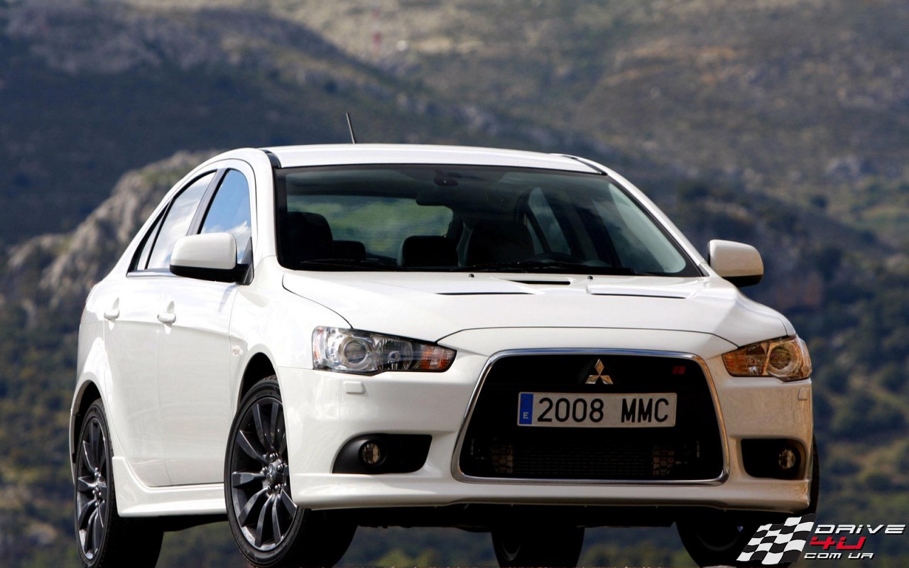 Mitsubishi Lancer X Ralliart: 8 фото