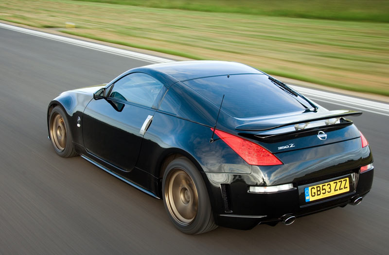 Nissan 350Z: 7 фото