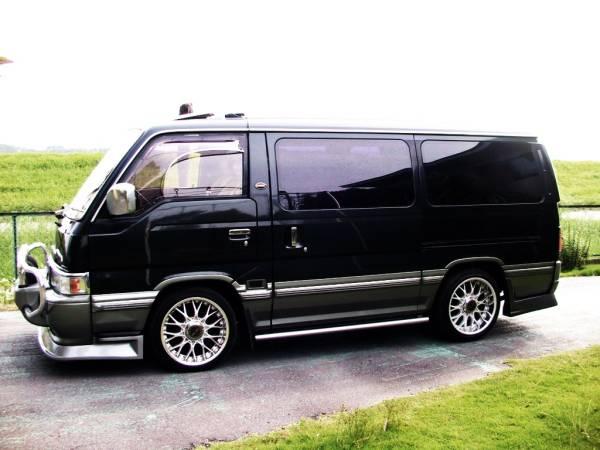 Nissan Caravan: 1 фото