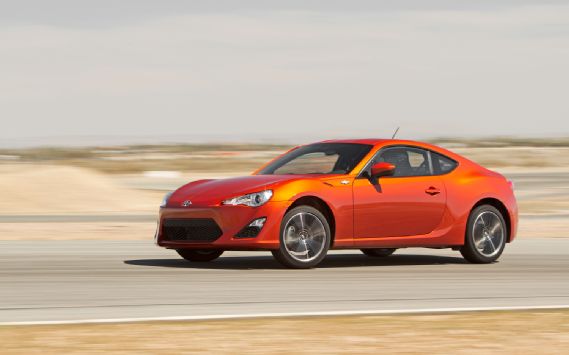 Scion FR-S: 2 фото