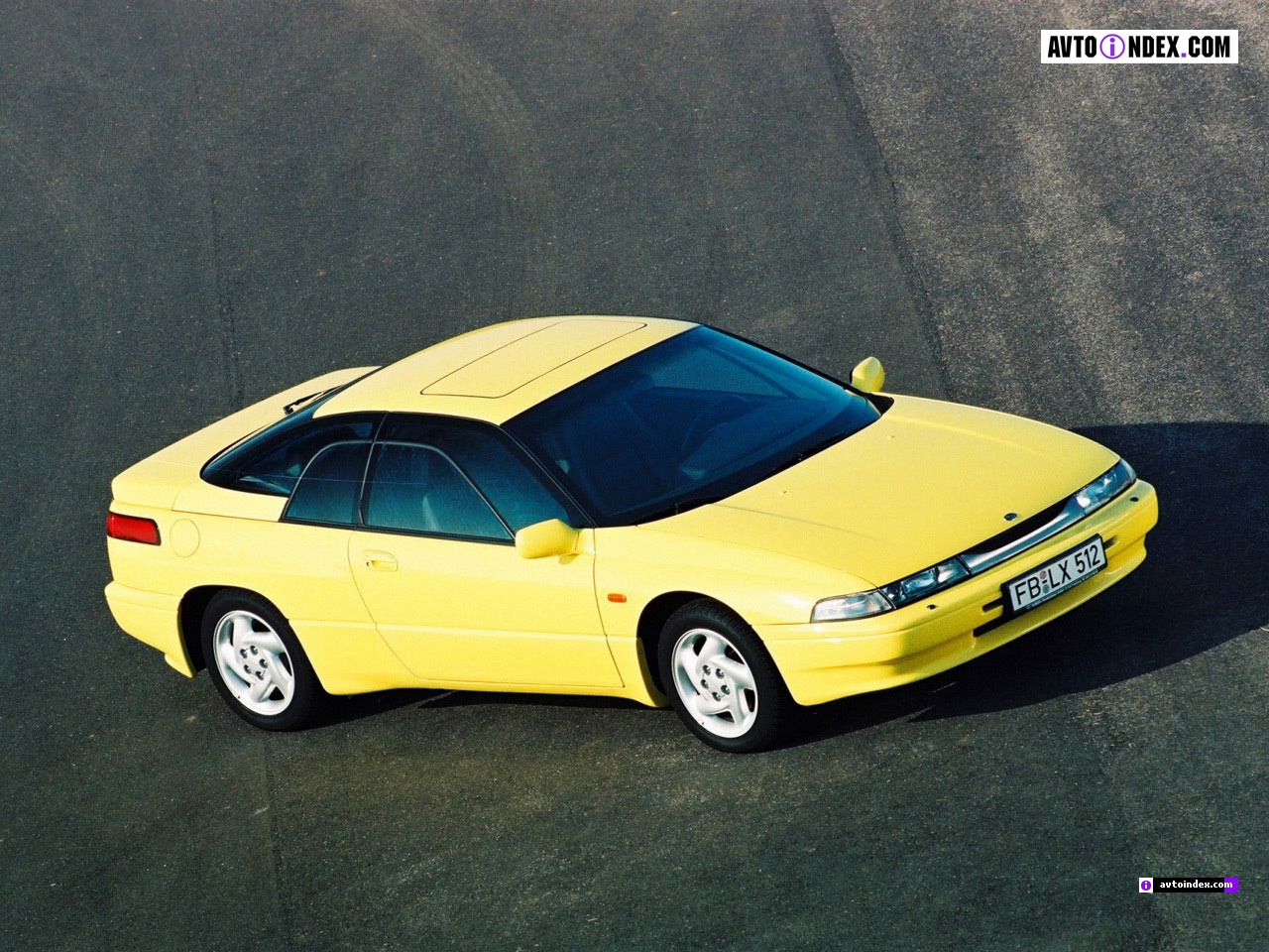 Subaru SVX: 10 фото