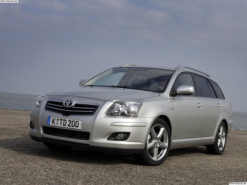 Toyota Avensis II Wagon: 2 фото