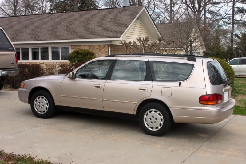 Toyota Camry wagon: 6 фото