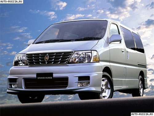 Toyota Grand Hiace: 3 фото