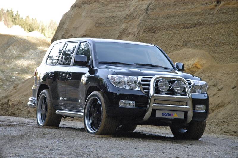 Toyota Land Cruiser 200: 2 фото