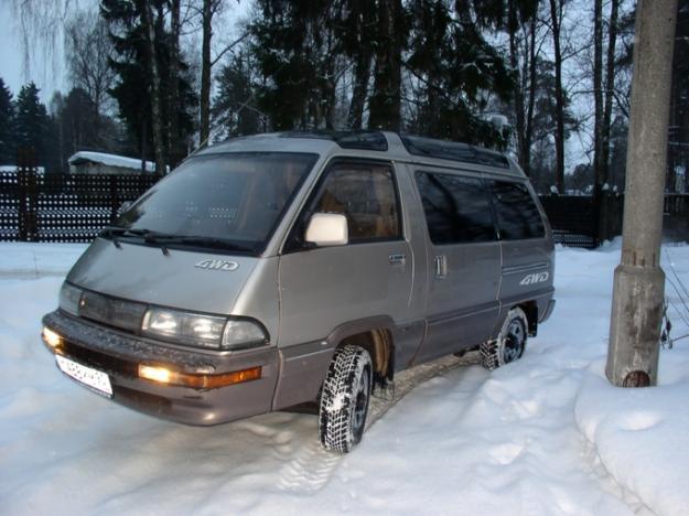 Toyota Master Ace: 12 фото