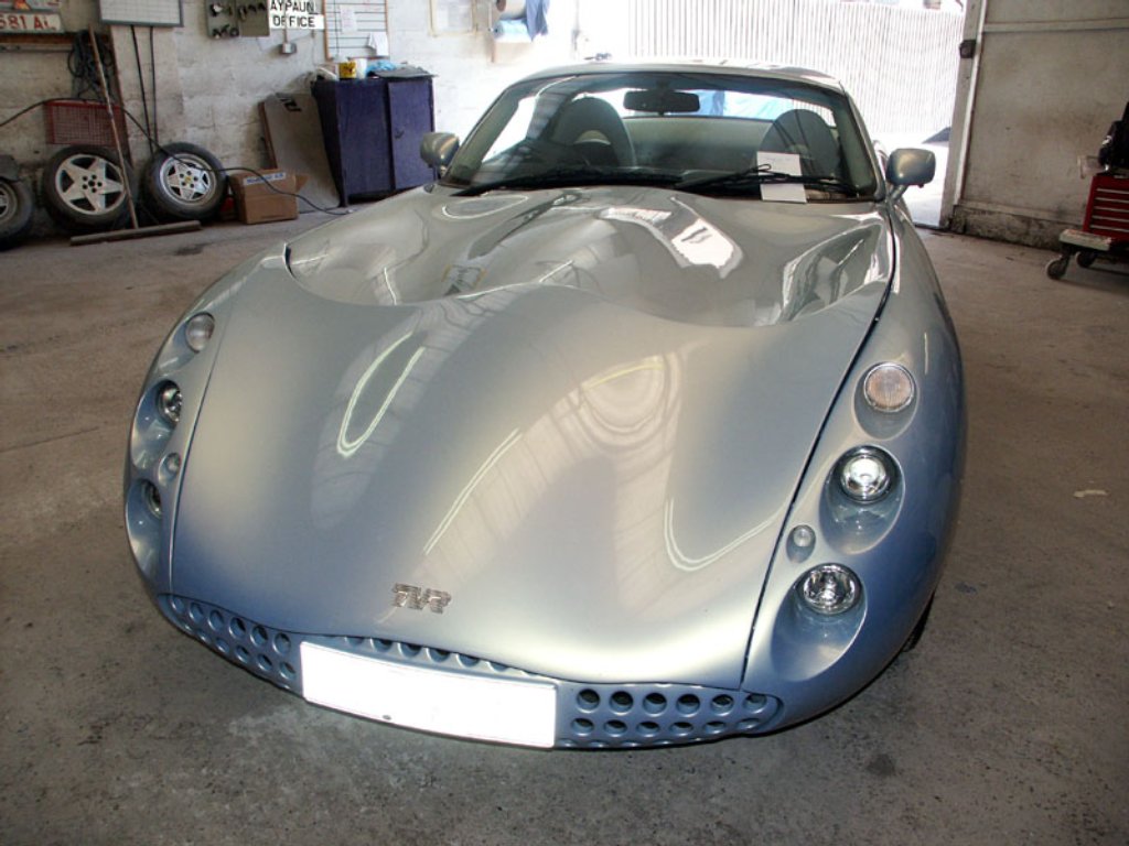 TVR Tuscan: 8 фото