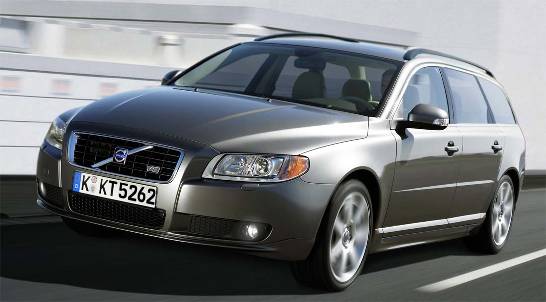 Volvo V70: 3 фото