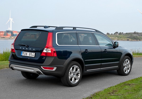 Volvo XC70: 8 фото